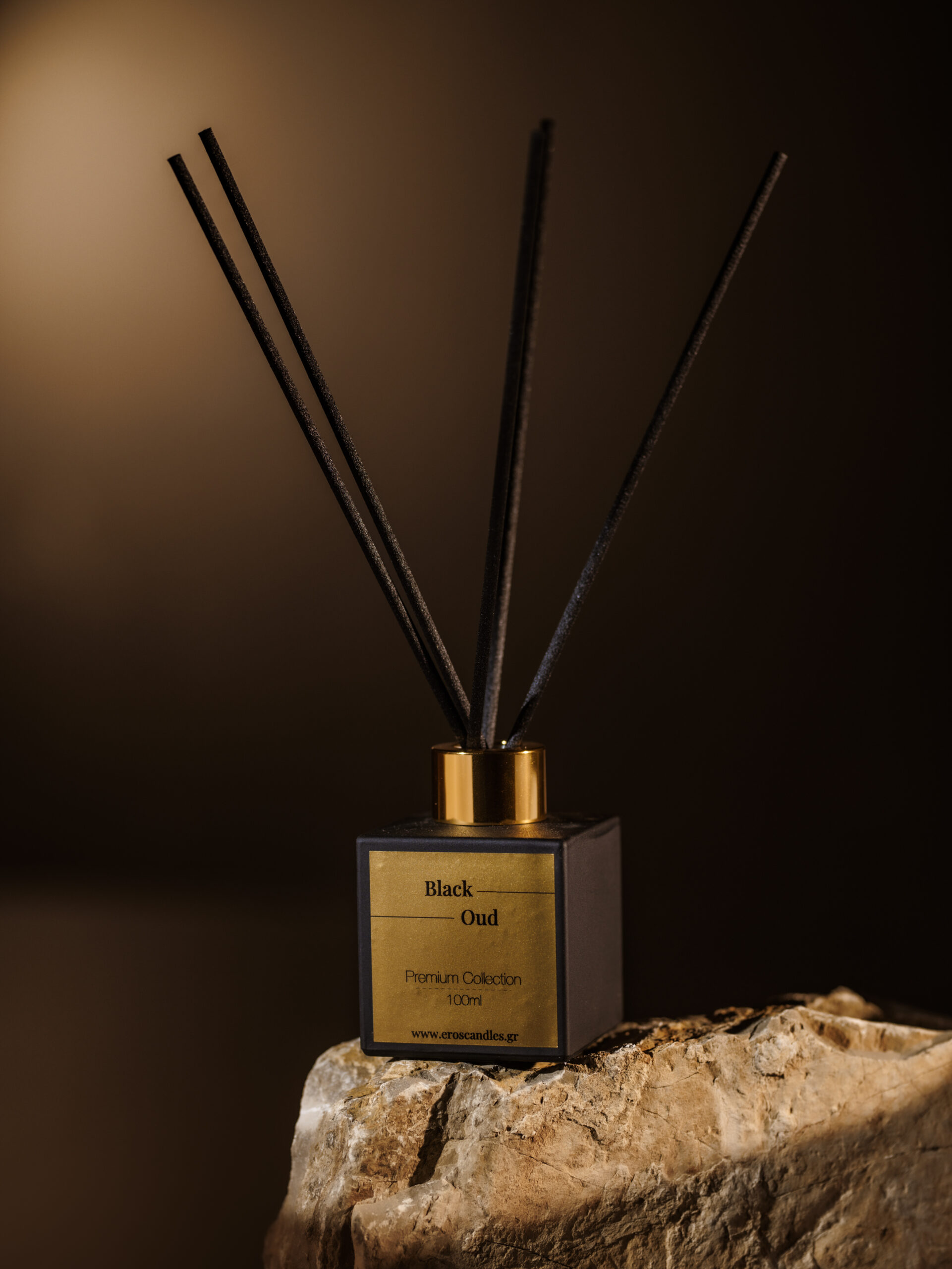 black oud diffuser