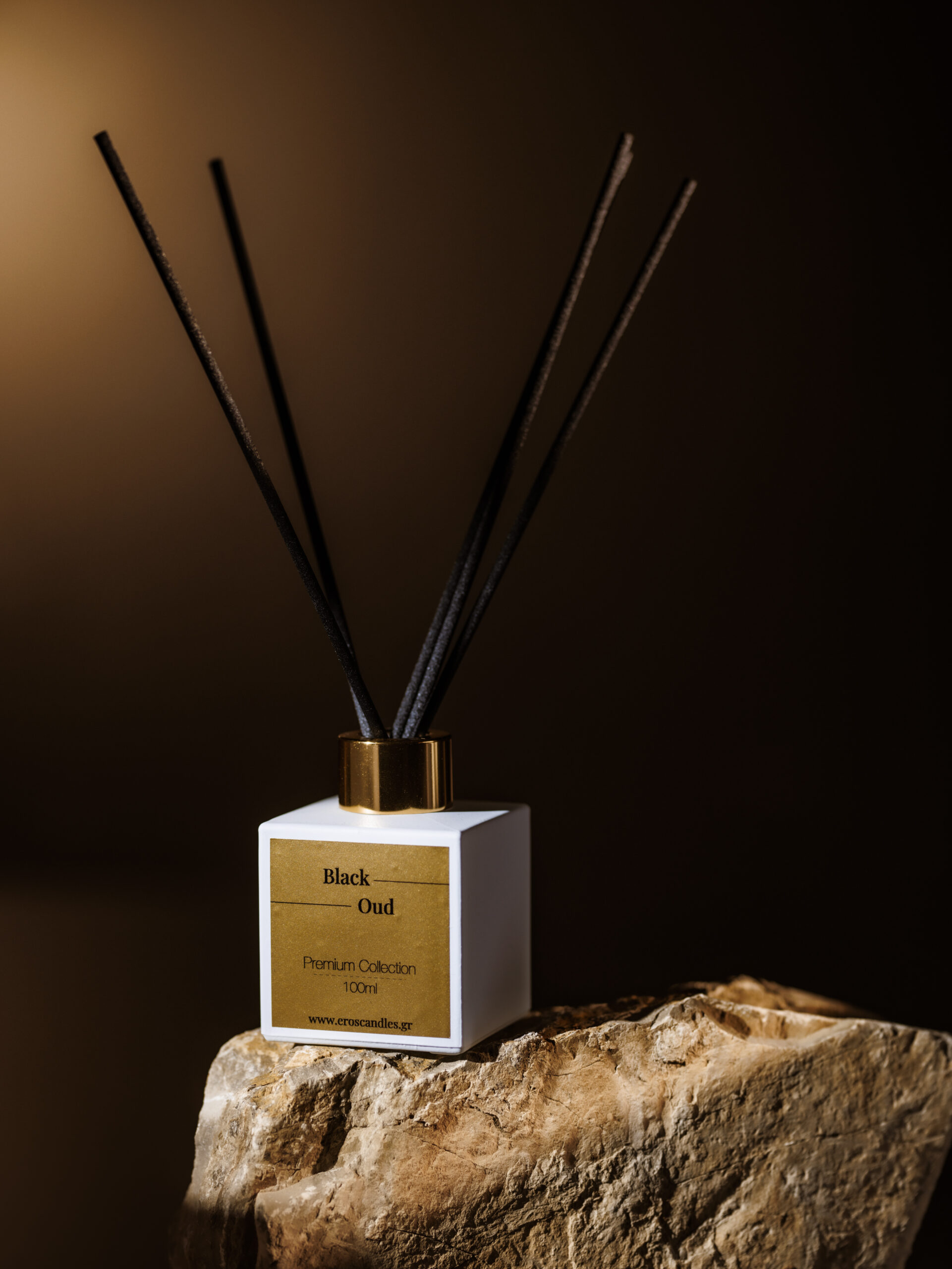 black oud diffuser