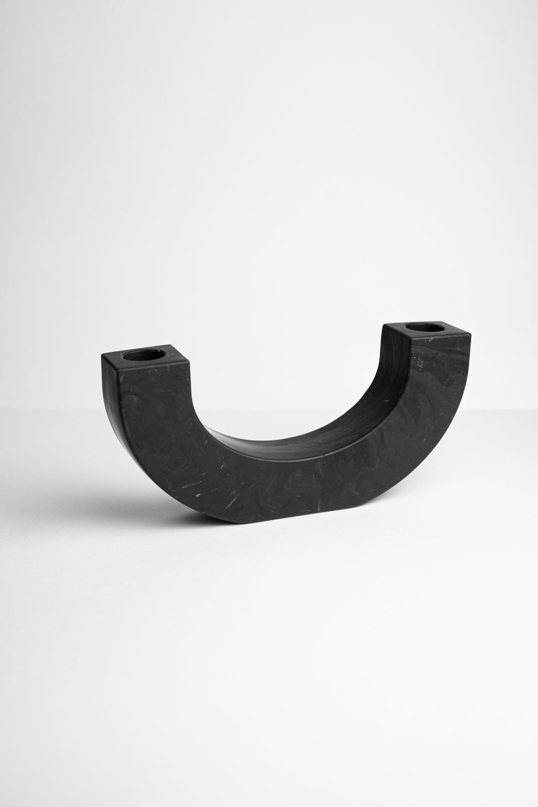 loop candlestick black