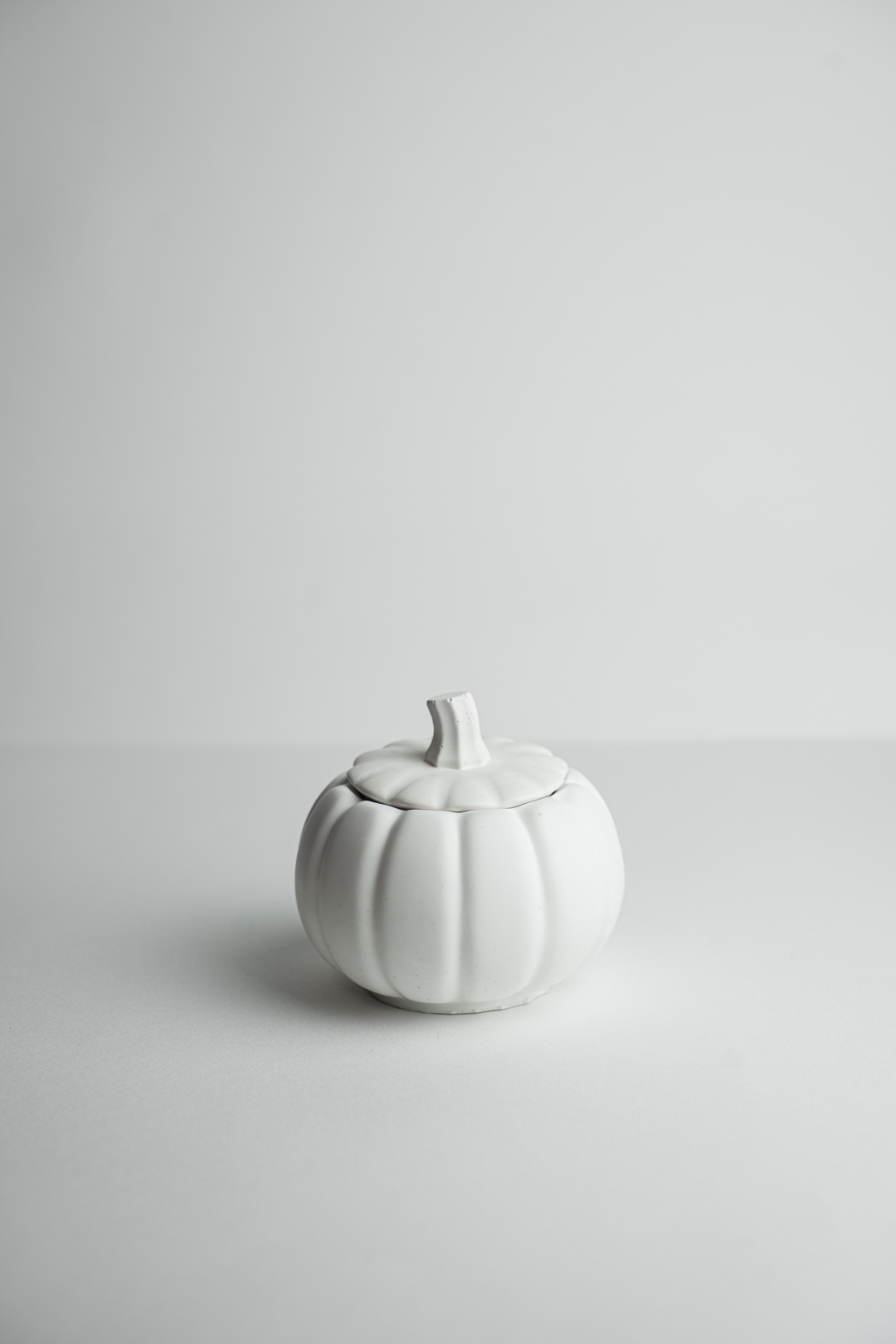 pumpkin jar white